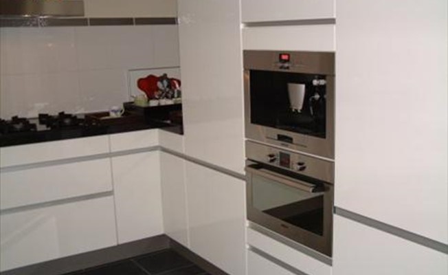 ir keukens diverse wit hoogglans systemat keuken ir keukens diverse wit hoogglans systemat keuken